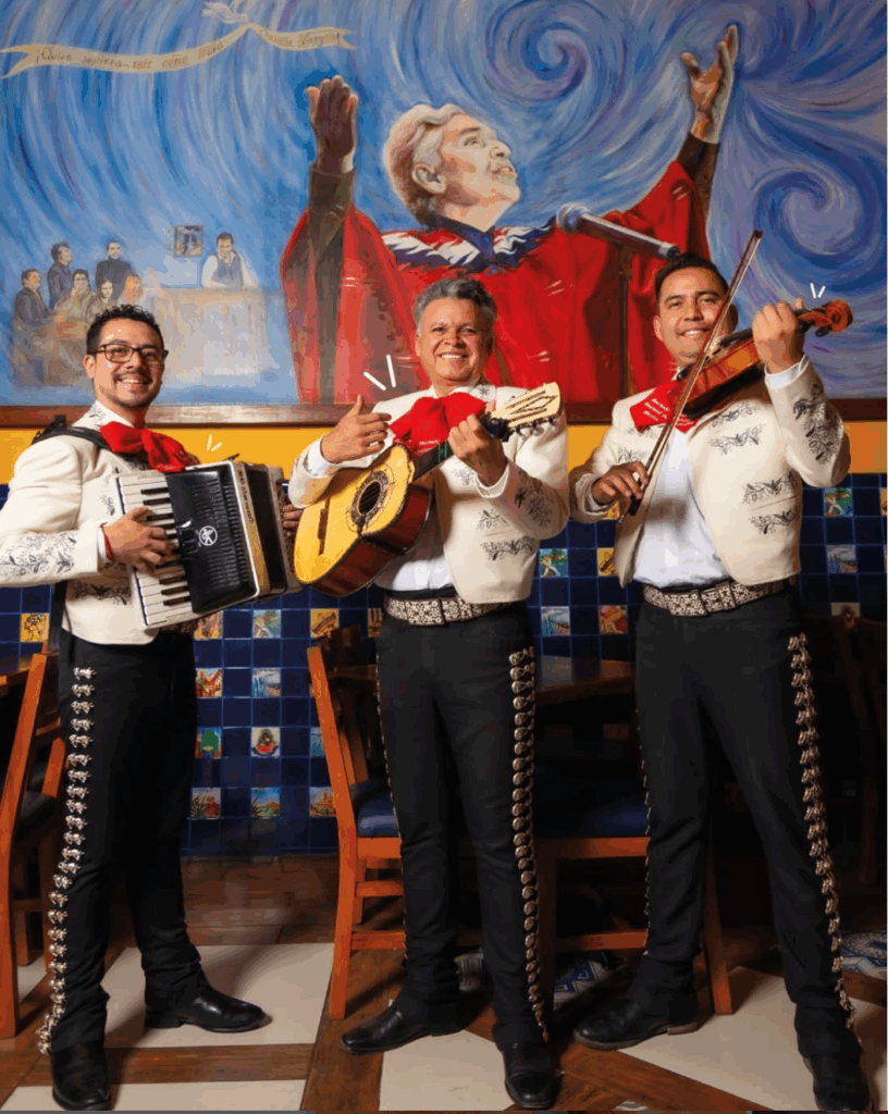 Salón Tenampa: un siglo de historia, mariachi y fiesta